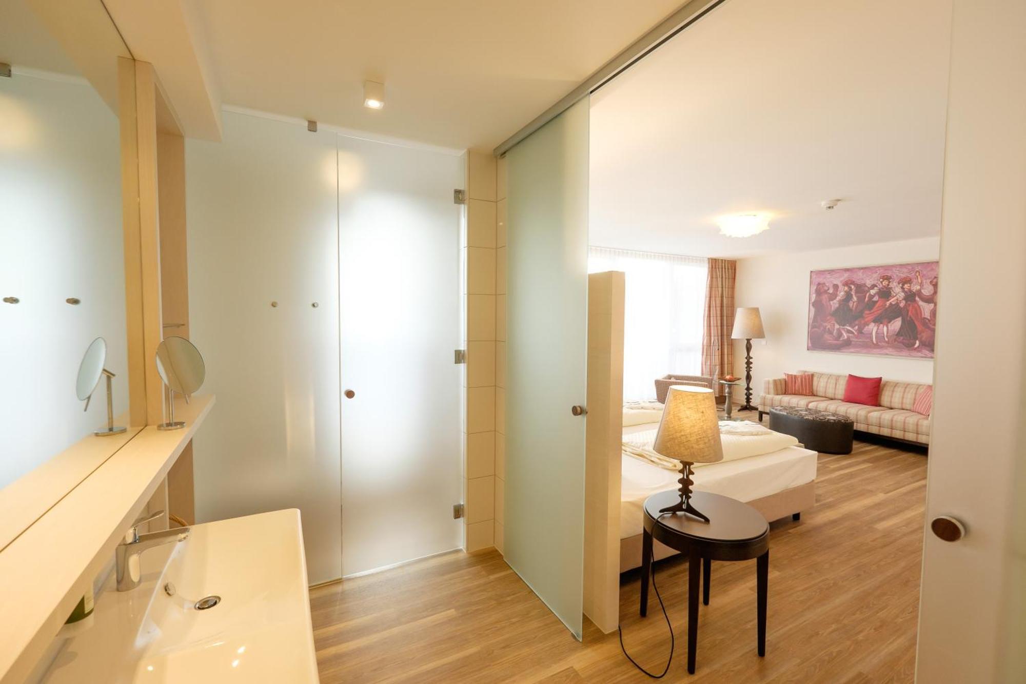 Hotel Baeren Titisee Quarto foto